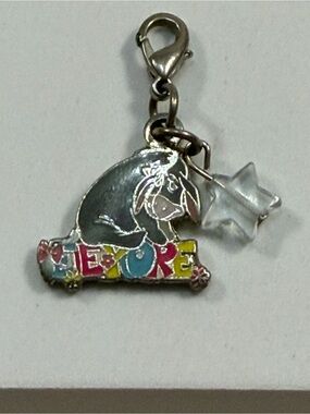 💙3/$20💙 Disney Eeyore Enamel Charm bracelet
